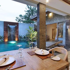 Classic One-Bedroom Pool Villa 60 Minutes Massage
